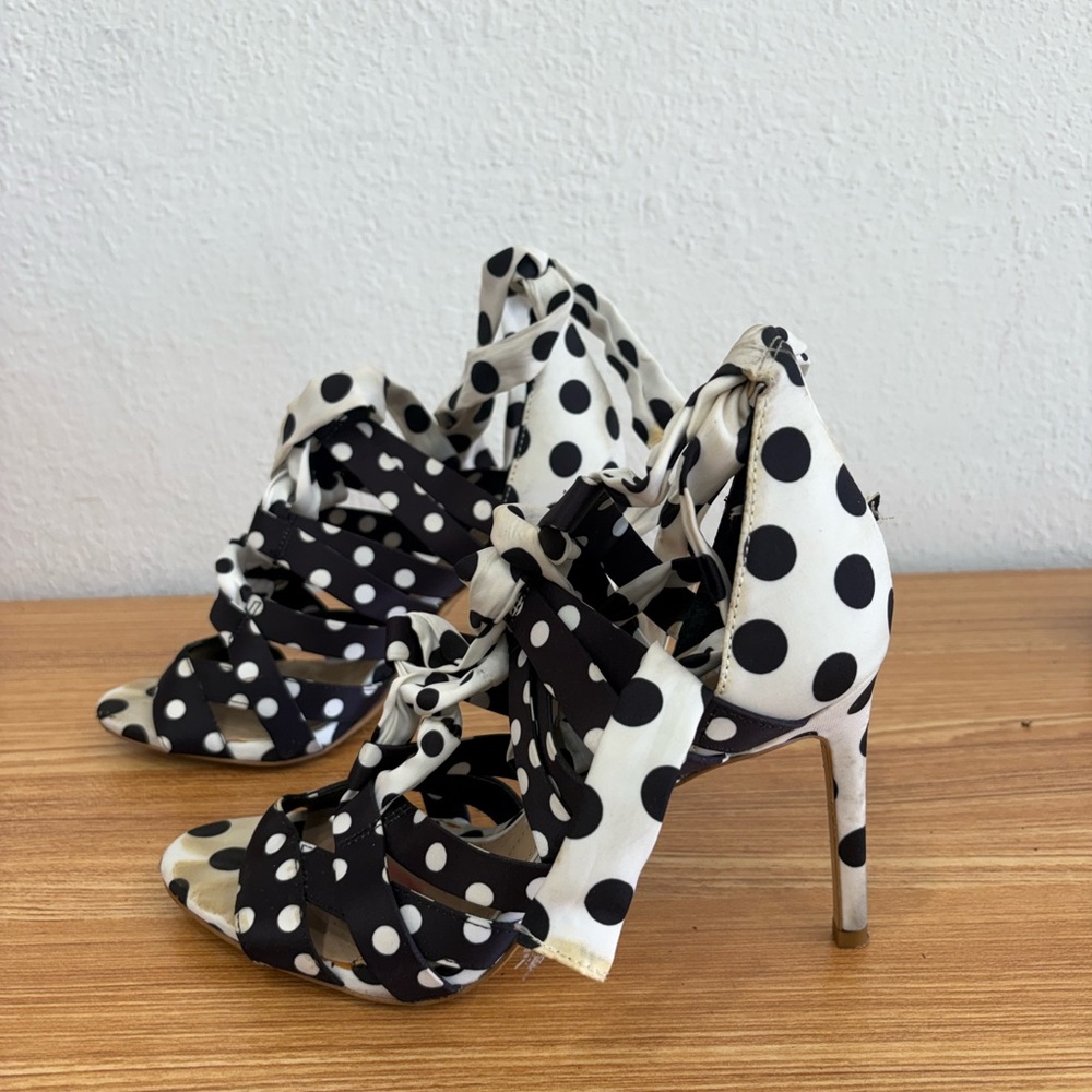 Gianni Bini Black and White Strappy Sandals